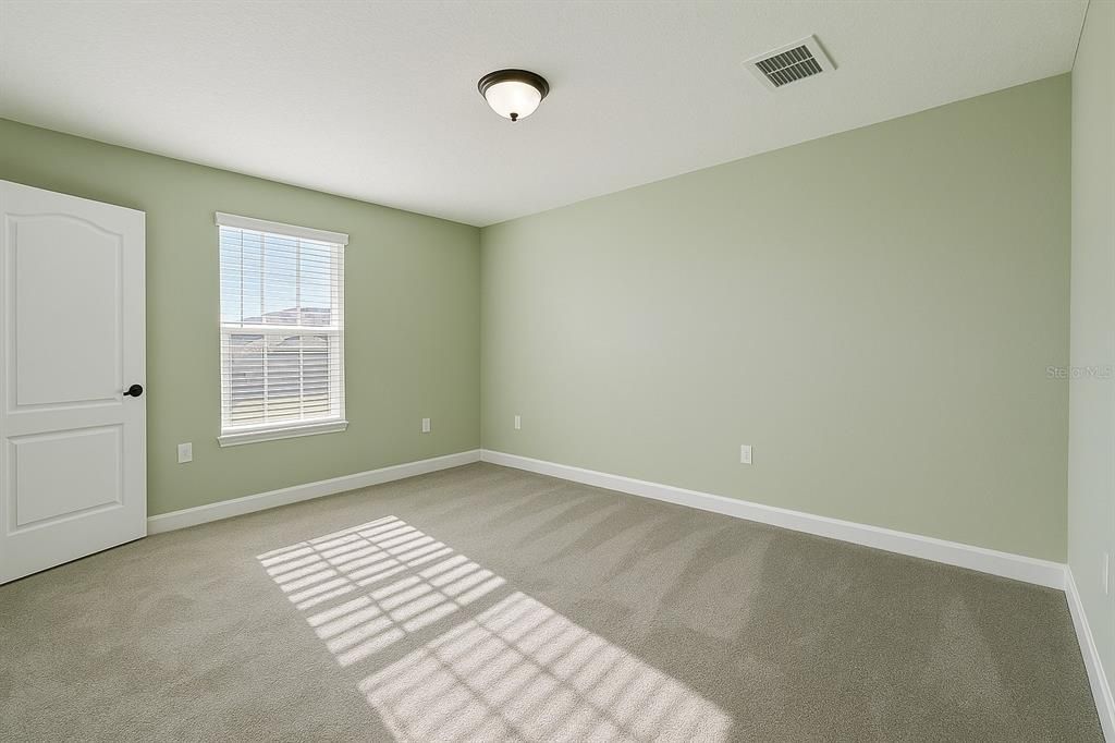 En Renta: $3,000 (5 camas, 3 baños, 3384 Pies cuadrados)