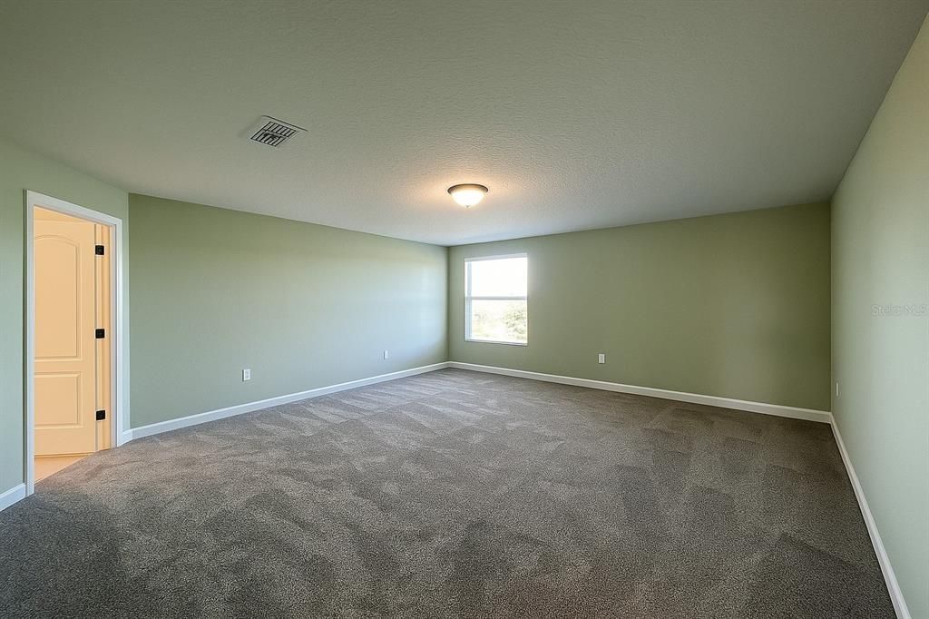 En Renta: $3,000 (5 camas, 3 baños, 3384 Pies cuadrados)