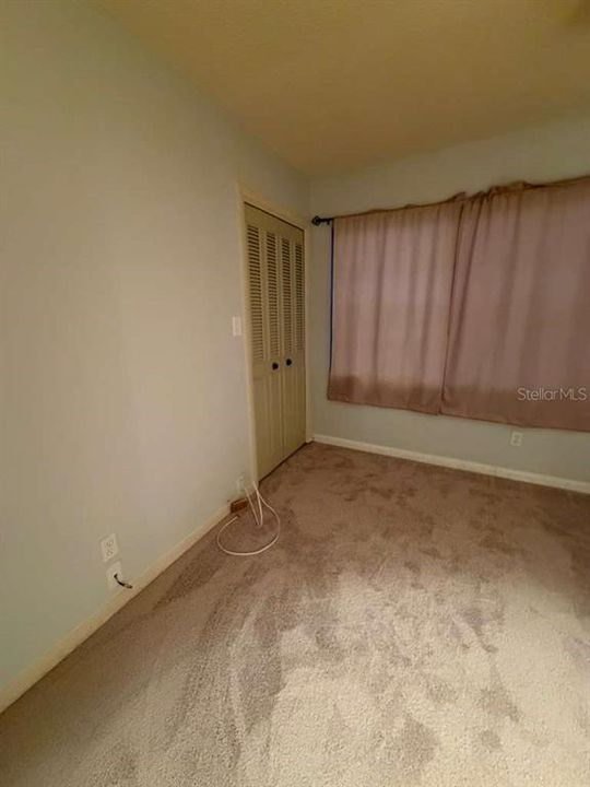 待售: $165,000 (2 贝兹, 2 浴室, 1274 平方英尺)