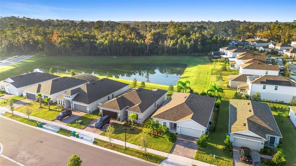 For Sale: $419,900 (4 beds, 2 baths, 1996 Square Feet)