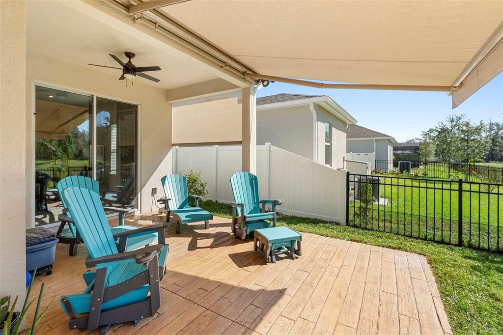 For Sale: $419,900 (4 beds, 2 baths, 1996 Square Feet)