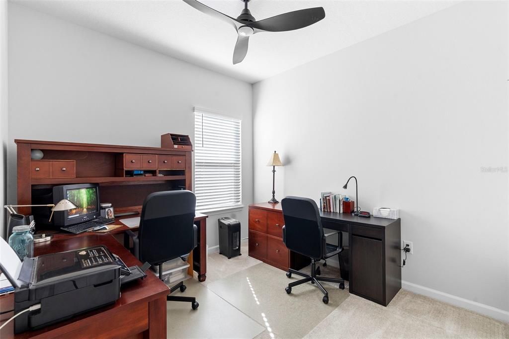 For Sale: $419,900 (4 beds, 2 baths, 1996 Square Feet)