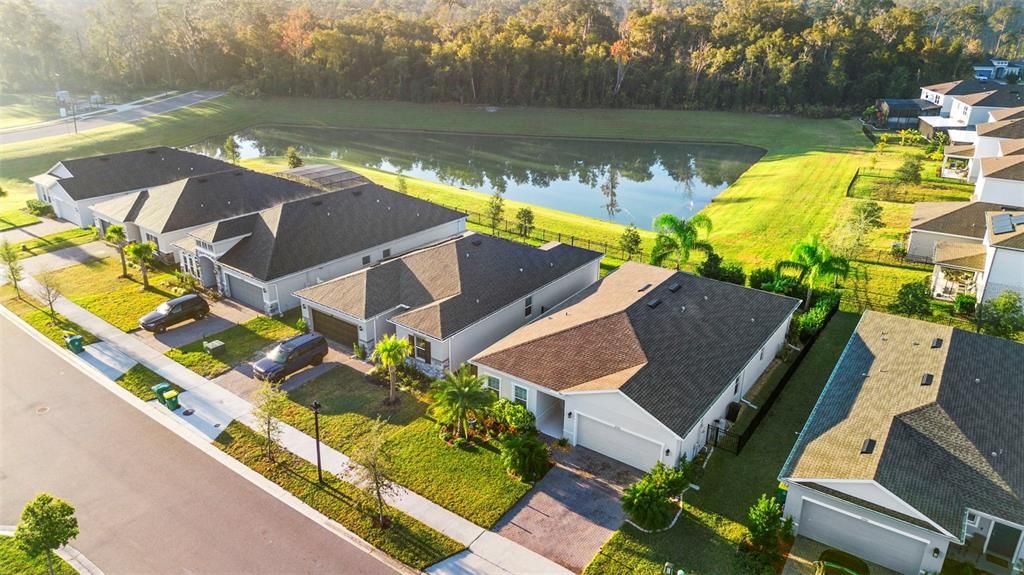 For Sale: $419,900 (4 beds, 2 baths, 1996 Square Feet)