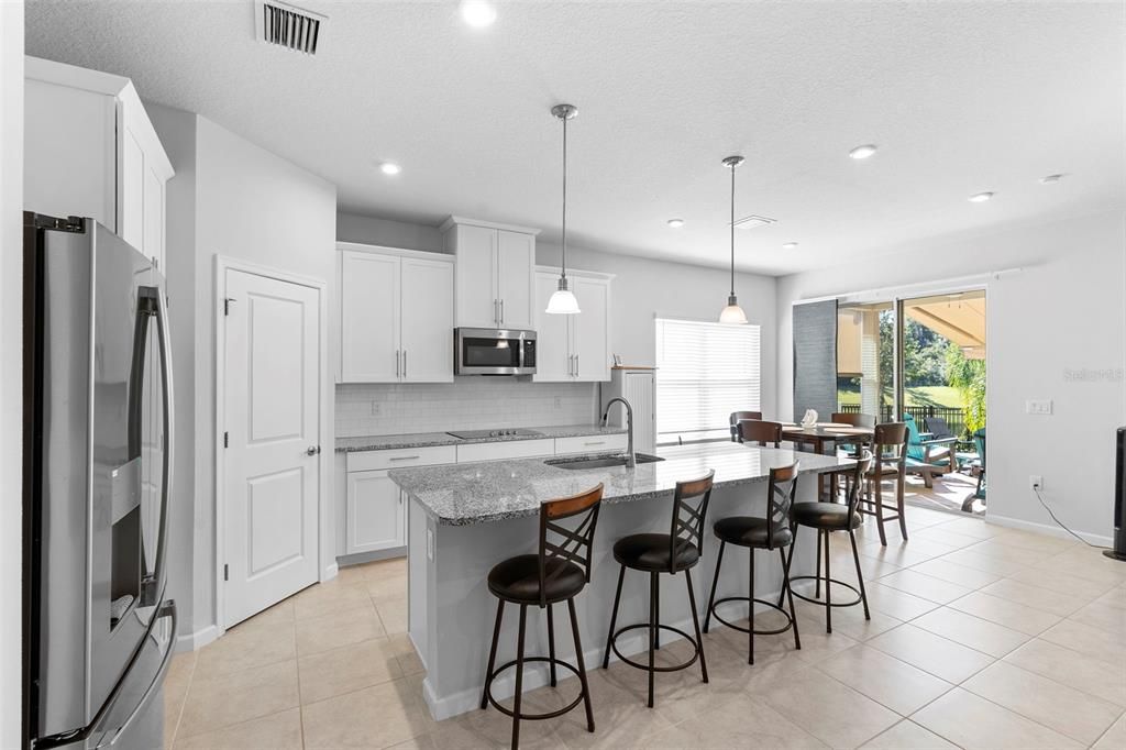 For Sale: $419,900 (4 beds, 2 baths, 1996 Square Feet)