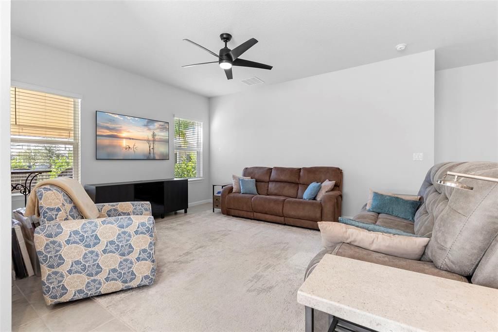 For Sale: $419,900 (4 beds, 2 baths, 1996 Square Feet)