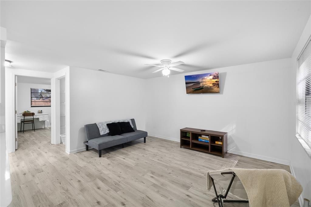 На продажу: $435,000 (4 спален, 0 ванн, 3308 Квадратных фут)