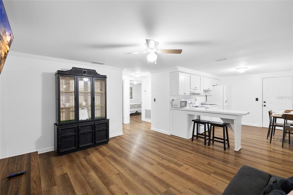 На продажу: $435,000 (4 спален, 0 ванн, 3308 Квадратных фут)