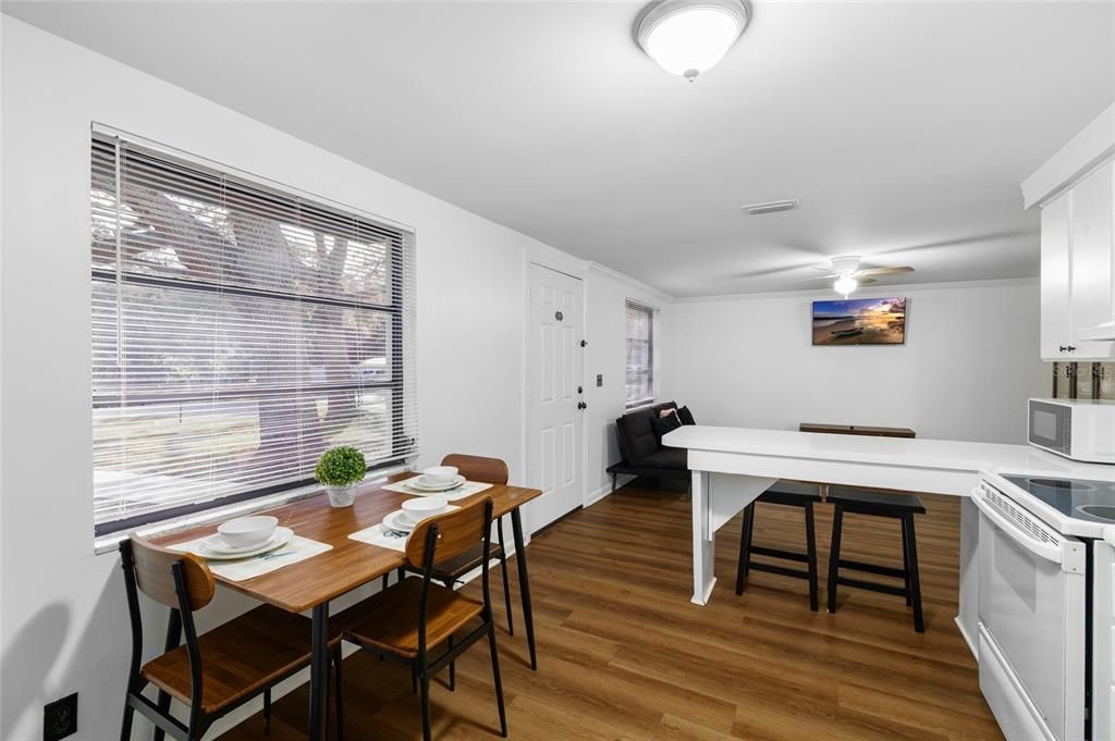 На продажу: $435,000 (4 спален, 0 ванн, 3308 Квадратных фут)