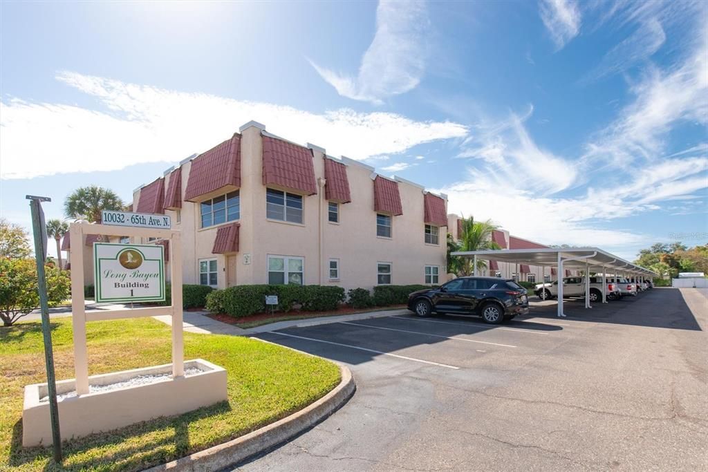 出租: $1,800 (2 贝兹, 2 浴室, 1010 平方英尺)