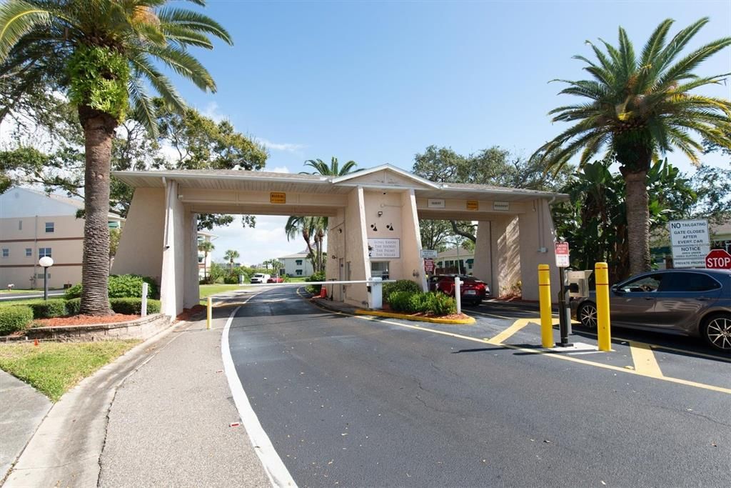 出租: $1,800 (2 贝兹, 2 浴室, 1010 平方英尺)