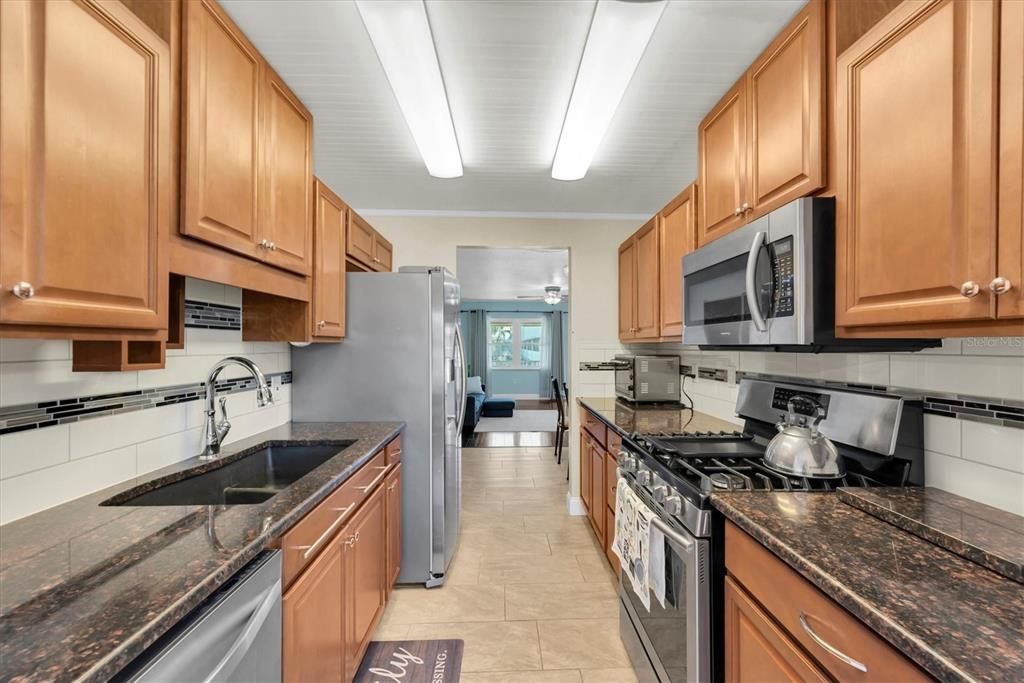 出租: $1,800 (2 贝兹, 2 浴室, 1010 平方英尺)