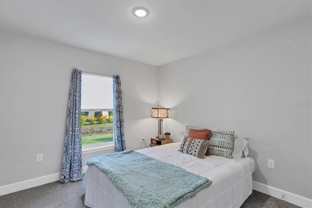 待售: $425,000 (4 贝兹, 3 浴室, 2265 平方英尺)