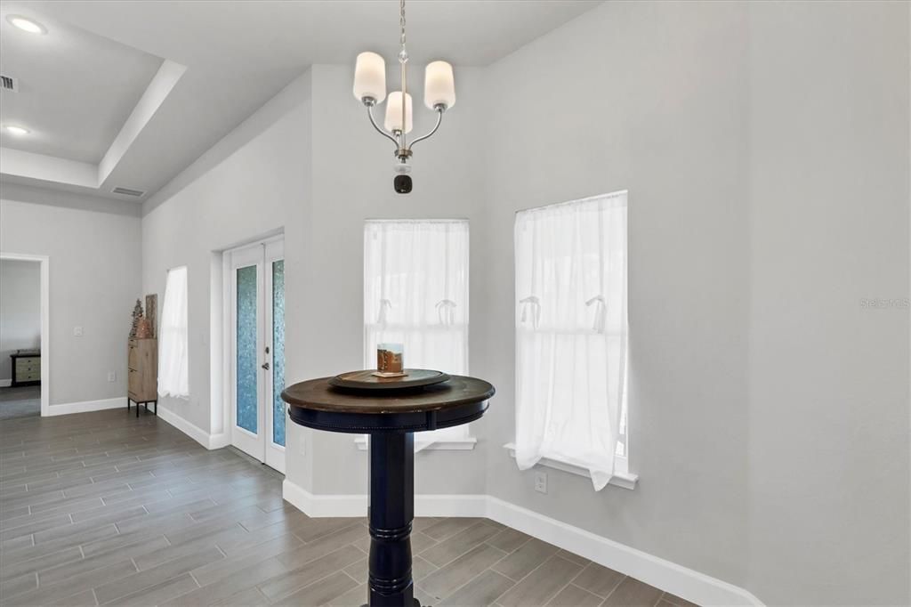 待售: $425,000 (4 贝兹, 3 浴室, 2265 平方英尺)