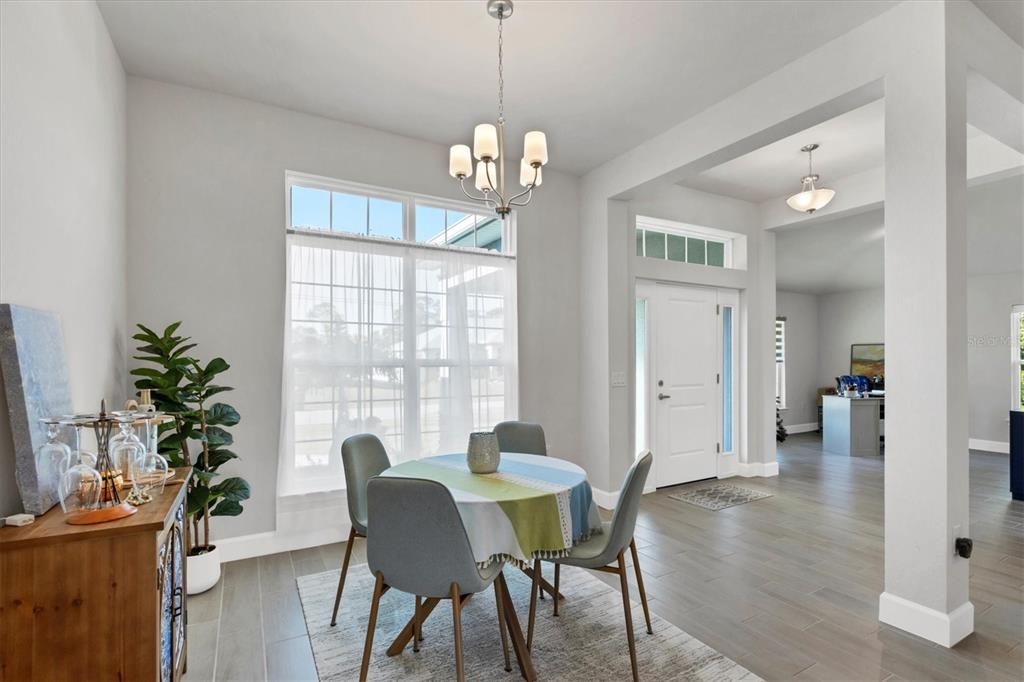 待售: $425,000 (4 贝兹, 3 浴室, 2265 平方英尺)