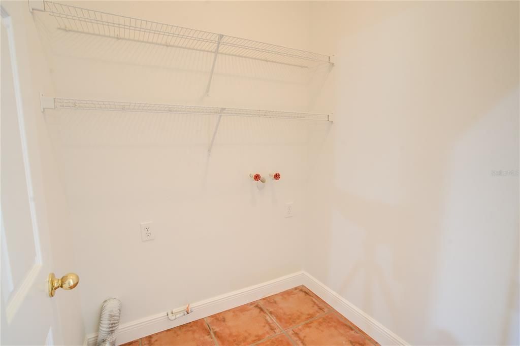 En Renta: $2,900 (4 camas, 2 baños, 2007 Pies cuadrados)