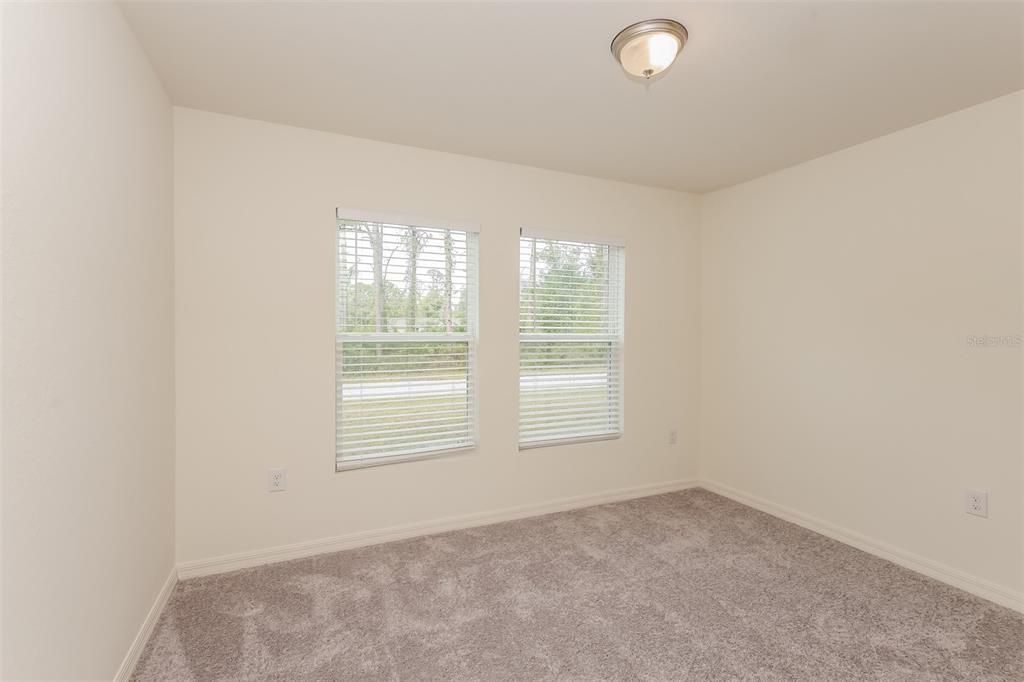 出租: $1,825 (3 贝兹, 2 浴室, 1477 平方英尺)