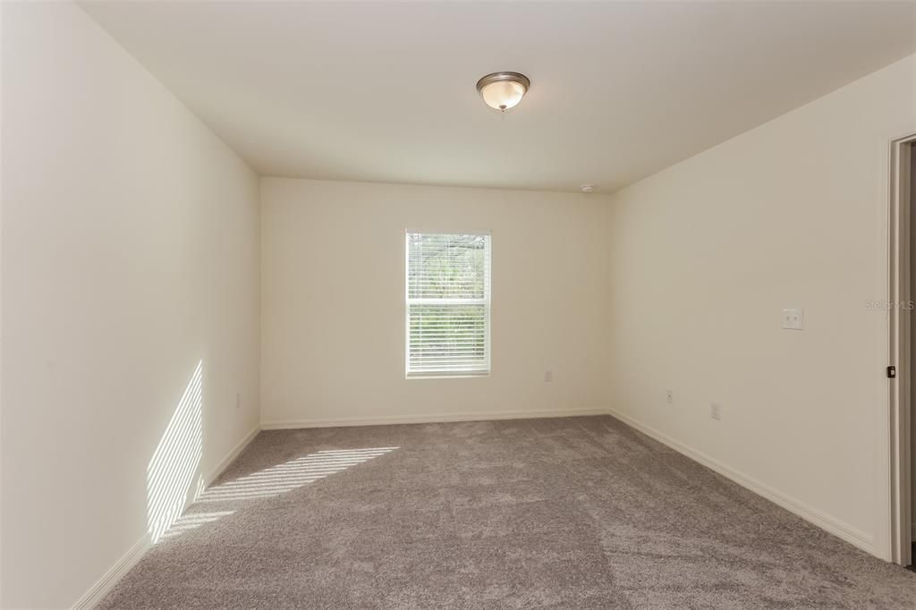 出租: $1,825 (3 贝兹, 2 浴室, 1477 平方英尺)