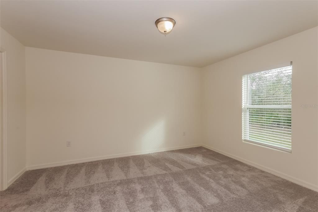 出租: $1,825 (3 贝兹, 2 浴室, 1477 平方英尺)