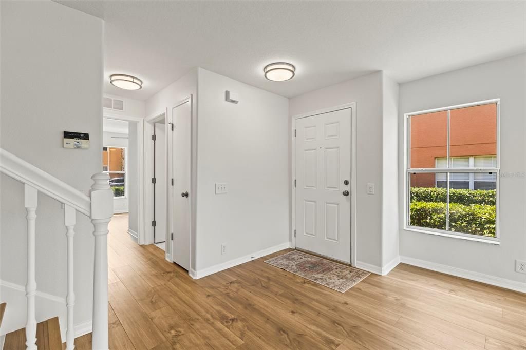 На продажу: $359,900 (4 спален, 3 ванн, 1606 Квадратных фут)