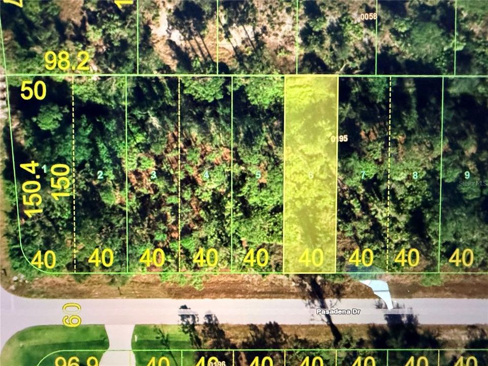 На продажу: $20,000 (0.28 acres)