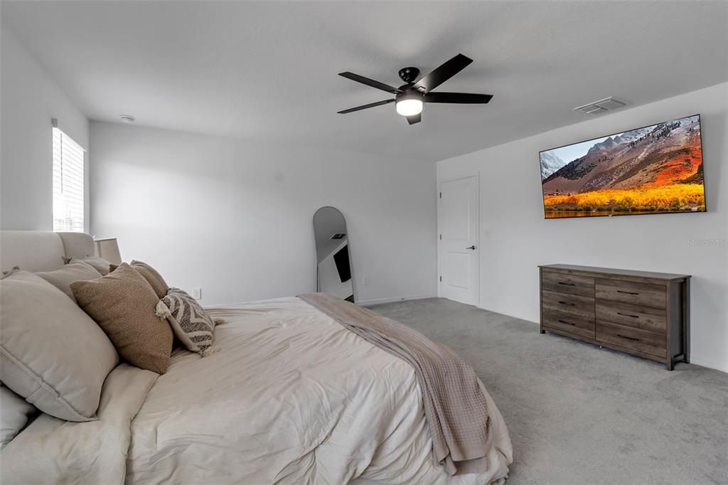 En Renta: $3,600 (5 camas, 4 baños, 3354 Pies cuadrados)