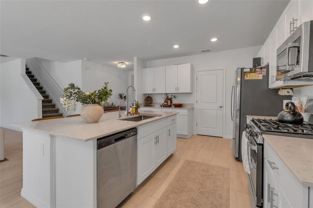 En Renta: $3,600 (5 camas, 4 baños, 3354 Pies cuadrados)