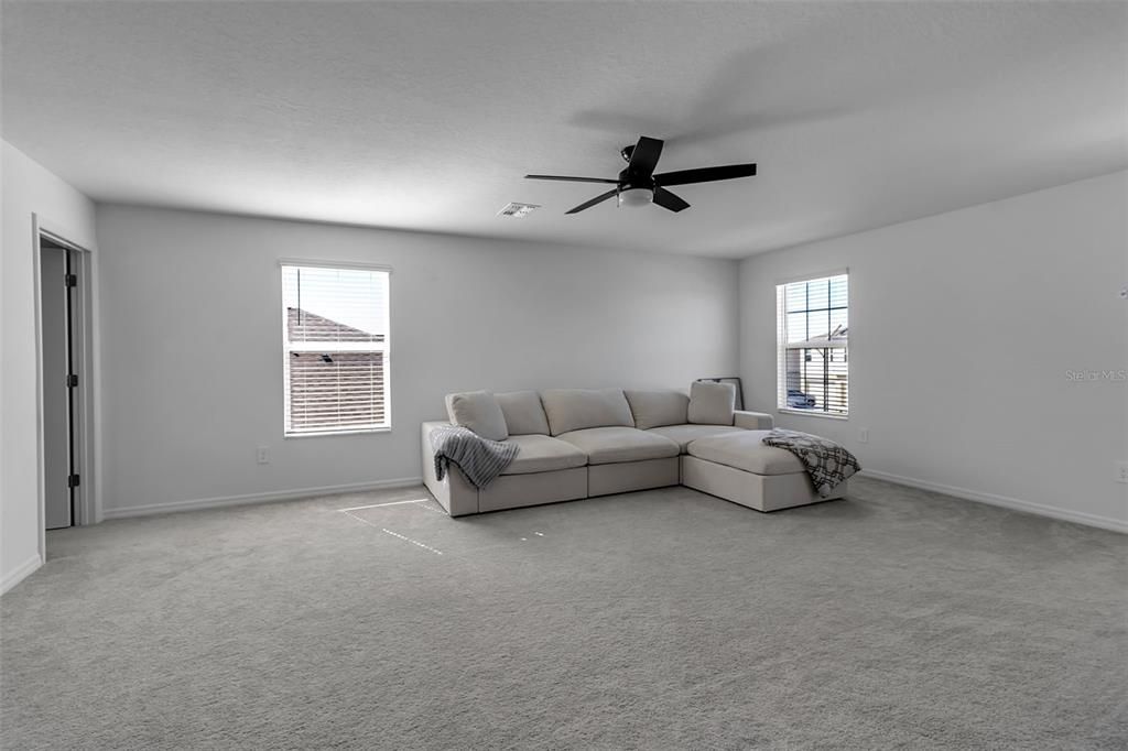 En Renta: $3,600 (5 camas, 4 baños, 3354 Pies cuadrados)