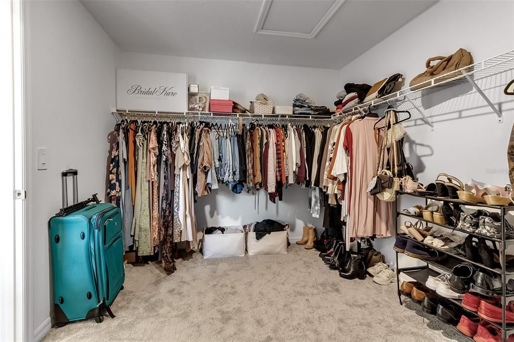 En Renta: $3,600 (5 camas, 4 baños, 3354 Pies cuadrados)