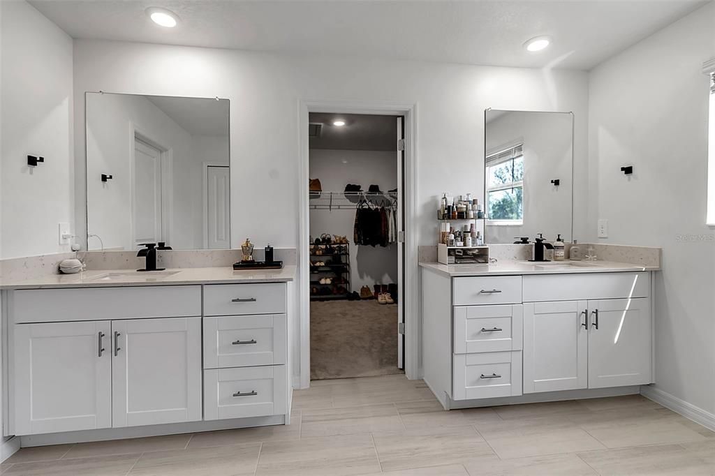 En Renta: $3,600 (5 camas, 4 baños, 3354 Pies cuadrados)