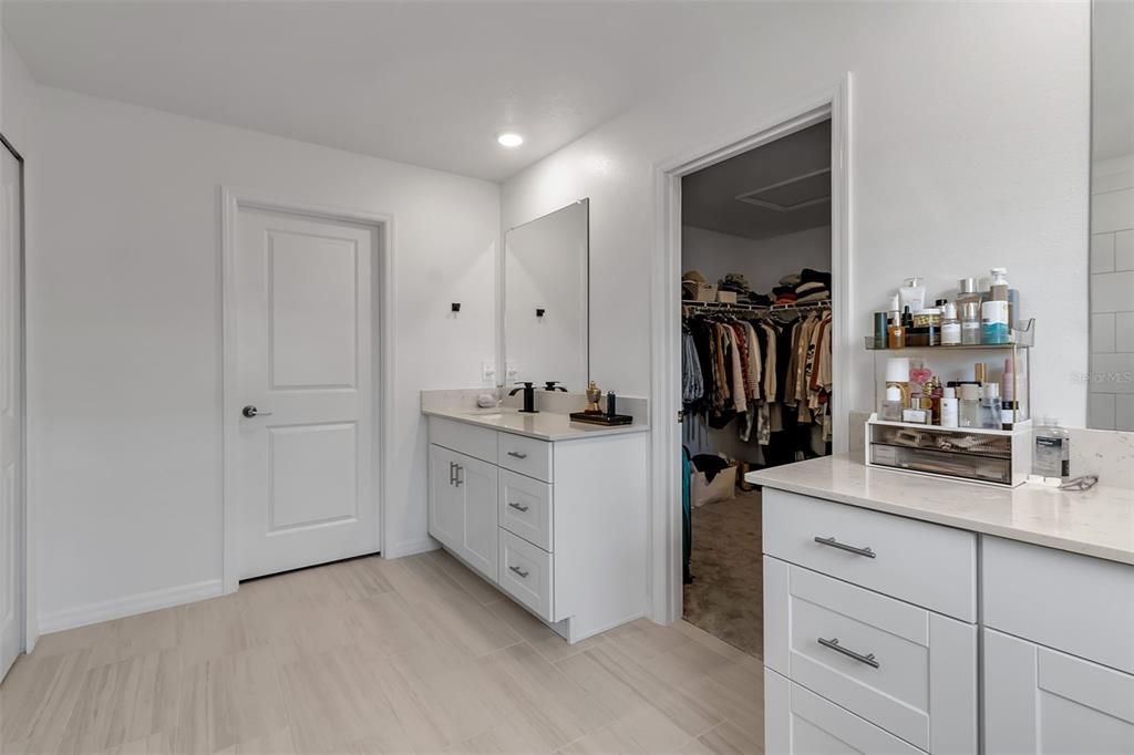 En Renta: $3,600 (5 camas, 4 baños, 3354 Pies cuadrados)