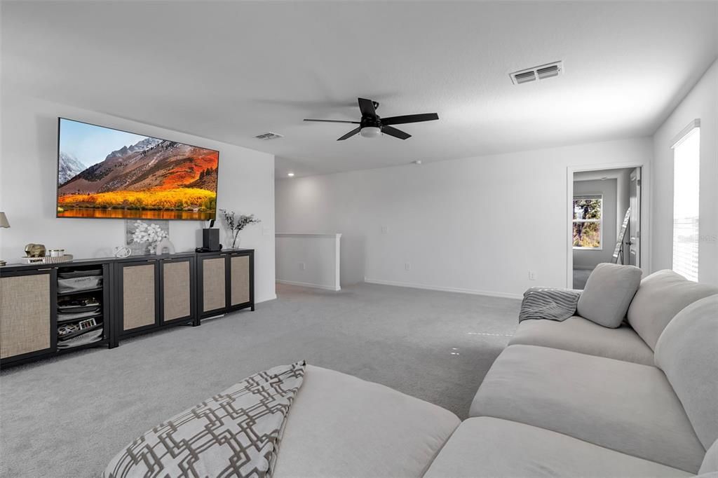 En Renta: $3,600 (5 camas, 4 baños, 3354 Pies cuadrados)