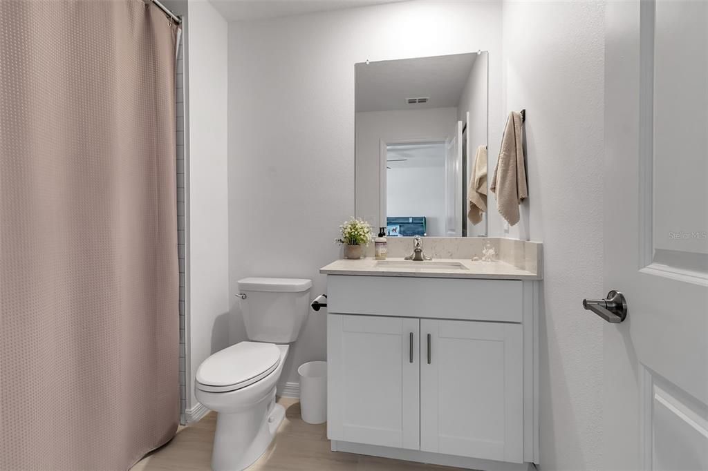 En Renta: $3,600 (5 camas, 4 baños, 3354 Pies cuadrados)