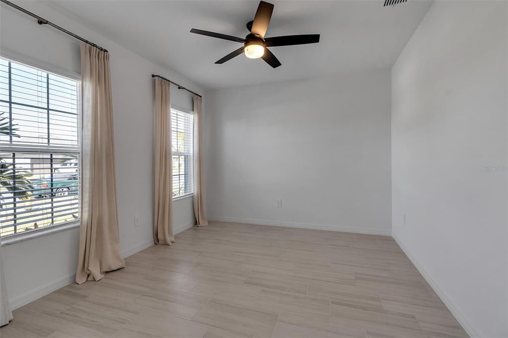 En Renta: $3,600 (5 camas, 4 baños, 3354 Pies cuadrados)