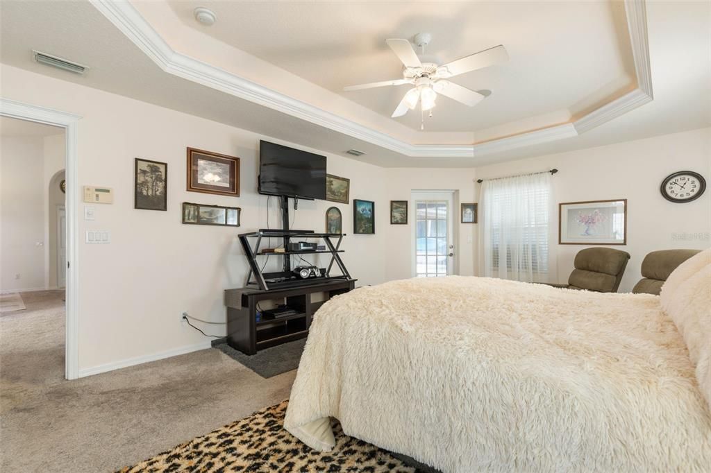 На продажу: $645,000 (4 спален, 2 ванн, 2338 Квадратных фут)