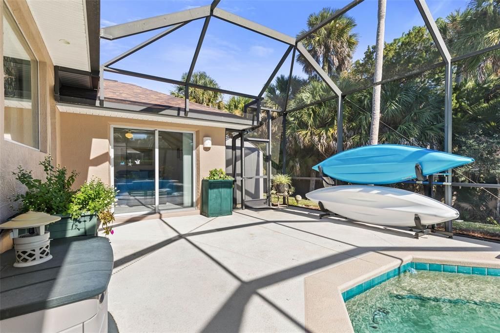 На продажу: $645,000 (4 спален, 2 ванн, 2338 Квадратных фут)