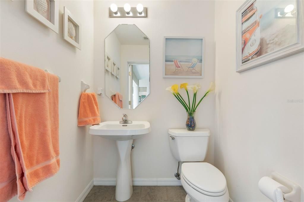 На продажу: $645,000 (4 спален, 2 ванн, 2338 Квадратных фут)