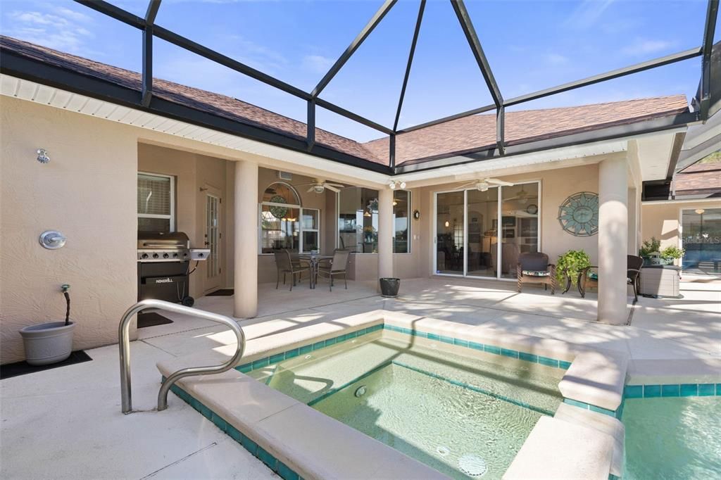 На продажу: $645,000 (4 спален, 2 ванн, 2338 Квадратных фут)