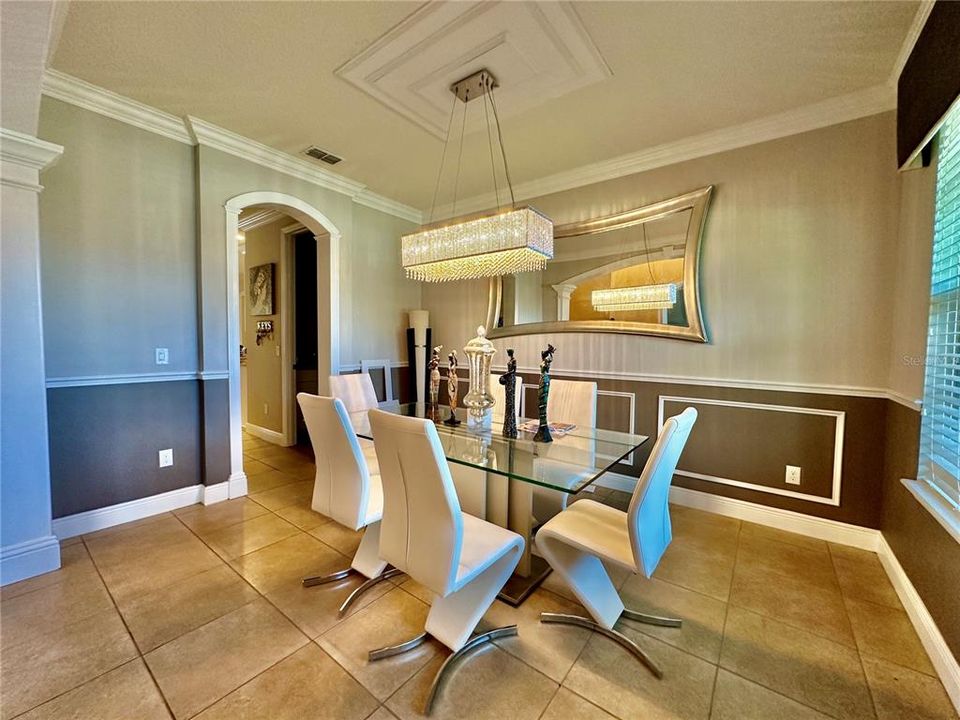 待售: $1,399,990 (7 贝兹, 5 浴室, 5021 平方英尺)