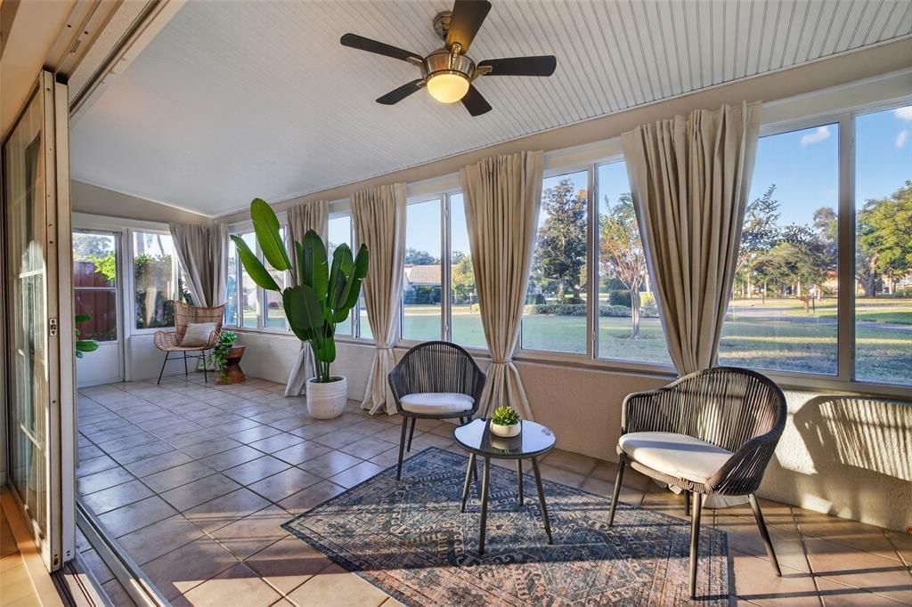 合同活跃: $499,000 (2 贝兹, 2 浴室, 2038 平方英尺)