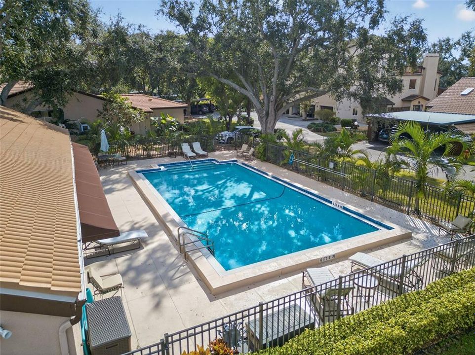 合同活跃: $499,000 (2 贝兹, 2 浴室, 2038 平方英尺)