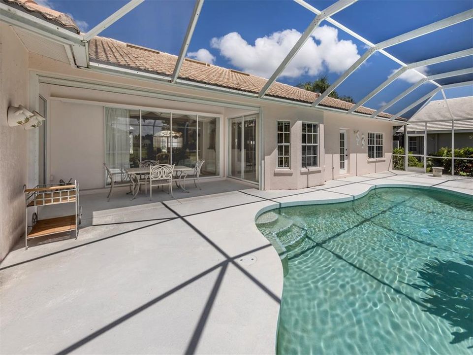 待售: $530,000 (3 贝兹, 2 浴室, 2344 平方英尺)