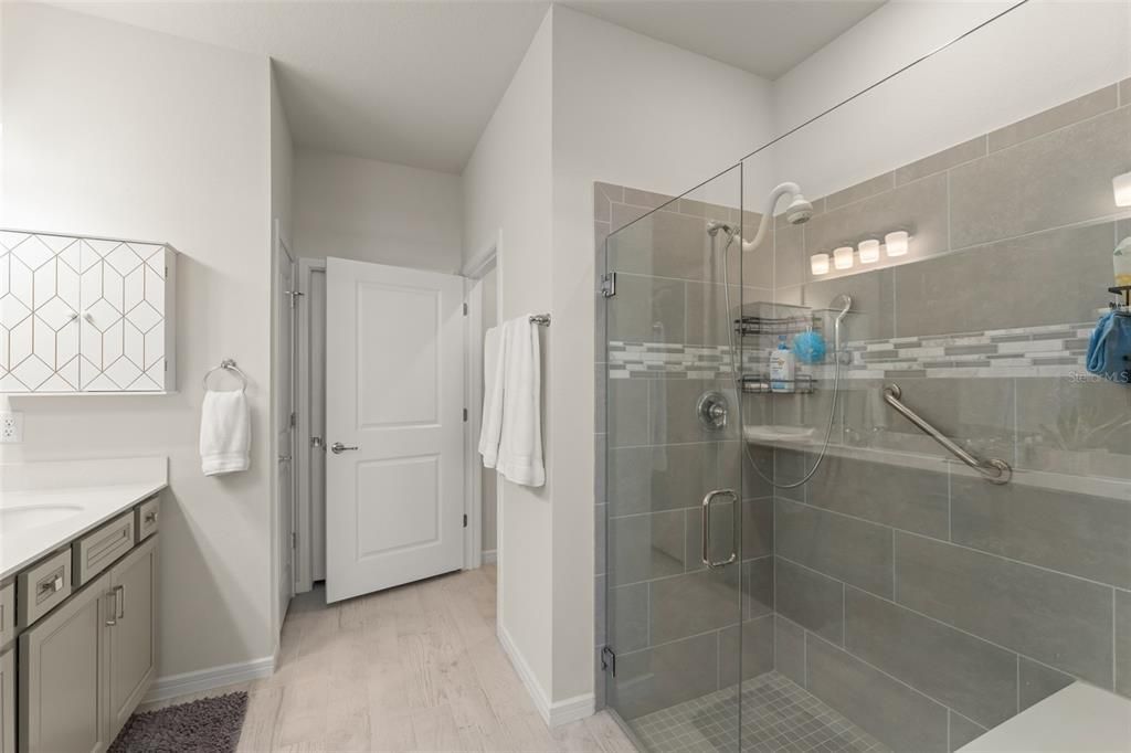 En Venta: $365,000 (2 camas, 2 baños, 1559 Pies cuadrados)