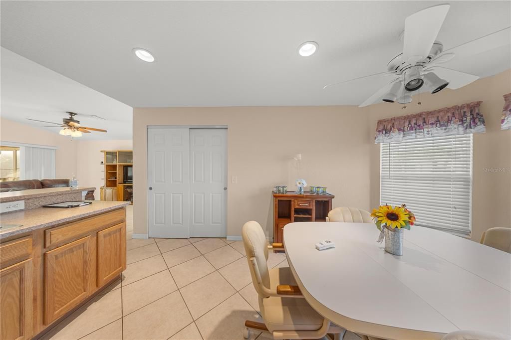 En Venta: $269,900 (2 camas, 2 baños, 1488 Pies cuadrados)