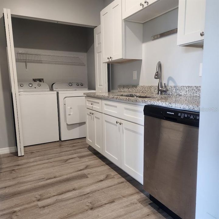 For Rent: $1,850 (2 beds, 2 baths, 1095 Square Feet)