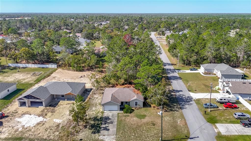 合同活跃: $269,500 (3 贝兹, 2 浴室, 1375 平方英尺)