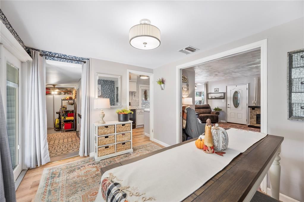 Activo con contrato: $200,000 (2 camas, 1 baños, 1249 Pies cuadrados)