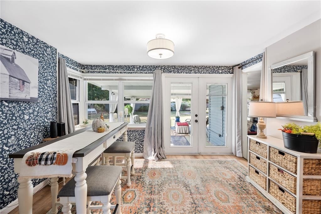 Activo con contrato: $200,000 (2 camas, 1 baños, 1249 Pies cuadrados)