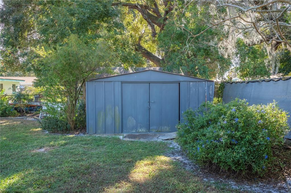 Activo con contrato: $200,000 (2 camas, 1 baños, 1249 Pies cuadrados)