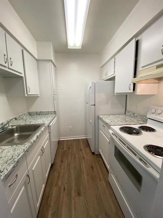 For Rent: $1,250 (1 beds, 1 baths, 650 Square Feet)