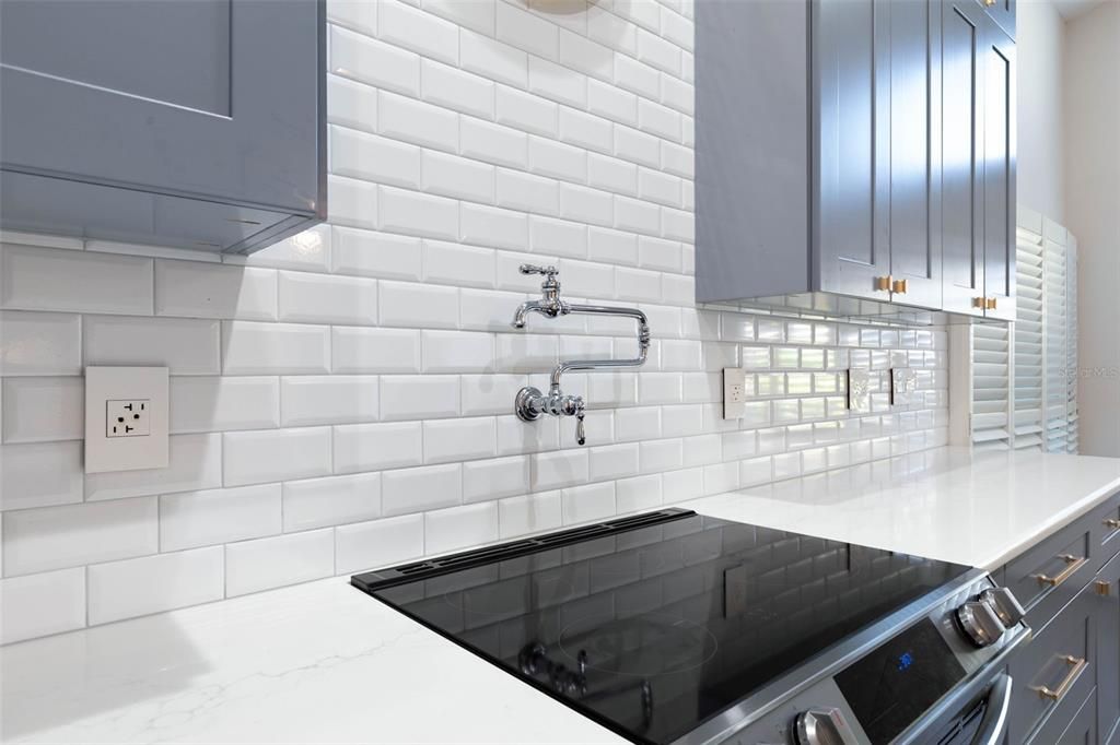 For Sale: $449,900 (3 beds, 2 baths, 1785 Square Feet)